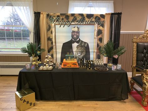 Coming to America theme Birthday party African Party Decorations, American Birthday Party, Africa Theme Party, American Party Decorations, Cheetah Print Party, America Themed Party, African Wedding Theme, Movie Night Theme, Dinner Party Ideas