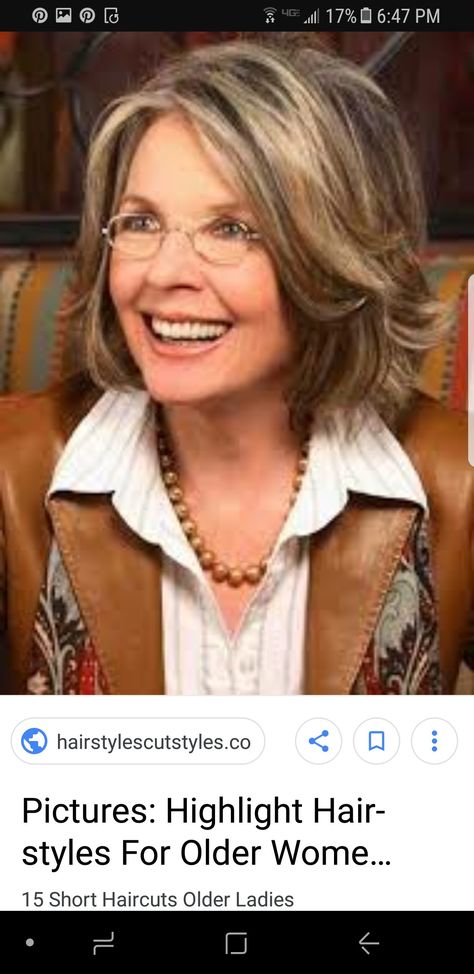 Diane Keaton Hairstyles, Hairstyles And Colors, Best Hair Color, Layered Bob Haircuts, Medium Bob, Layered Bob Hairstyles, Hair Color For Women, Haircut For Older Women, Old Woman