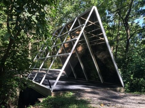 1. Laumeier Sculpture Park Trail Missouri Hiking, Forest Trail, Park Trails, Sculpture Park, Hiking Tips, Travel Diy, Explore Nature, Day Hike, Smart Design