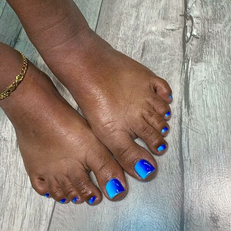 Pedi Ideas Toenails, Blue Toe Nails Ideas, Blue Pedicure Designs, Blue Pedicure Ideas, Winter Pedicure Colors Toenails, Blue Toenails, Beach Toe Nails, Blue Pedicure, Ambre Nails