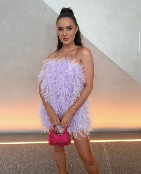 Purple Feather Dress, Feather Mini Dress, Mini Dress Outfit, Mini Dress Outfits, Purple Feather, Feather Dress, Pastel Purple, Weekend Outfit, Dress Outfit