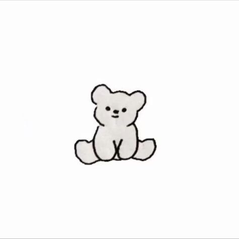 ‹𝟹 Teddy Bear Tattoo Small Simple Outline, Teddy Bear Face Tattoo, Cute Bear Drawings Cartoon, Cute Tiny Things To Draw, Teddy Bear Drawing Cute, Bear Drawing Simple, Simple Bear Tattoo, Teddy Bear Drawings, Cute Tiny Drawings