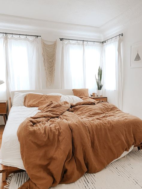 Parachute’s Warehouse Sale Just went Live! — Blanco Bungalow Bed Under Window, Bed In Front Of Window, Bedroom Decor Bedding, Bed Placement, Sunday Self Care, Heights House, Bungalow Bedroom, Washed Linen Duvet Cover, Beds For Small Rooms