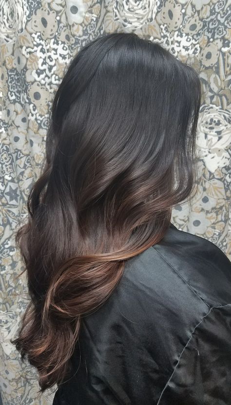 Balayage Long Hair, Black Hair Balayage, Dark Brunette Hair, Brown Hair Looks, Brown Hair Inspo, Brown Hair Balayage, Fresh Hair, Haircuts Straight Hair, Brown Highlights