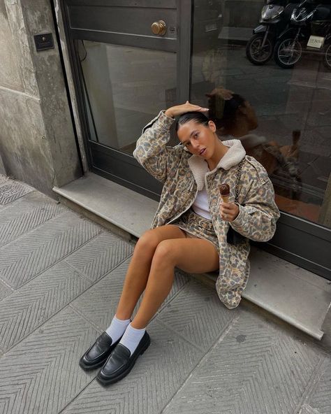 Jules Jacobson (@jules.jacobson) • Instagram photos and videos Jules Jacobson, Summer Campaign, Flat Color, On Repeat, Lug Sole, Fall Looks, Eco Conscious, For Love And Lemons, Black Flats