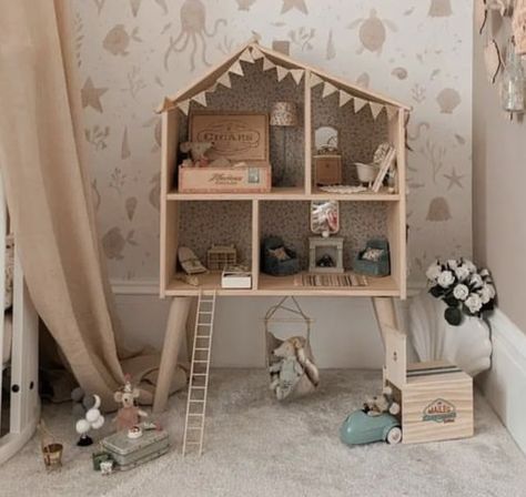 Ikea Doll House Hack, Ikea Maileg House, Maileg Mouse House Diy, Flisat Dollhouse Makeover, Diy Ikea Dollhouse, Maileg Flisat, Baby Doll Set Up In Playroom, Maileg Ikea Dollhouse, Ikea Dolls House Hack