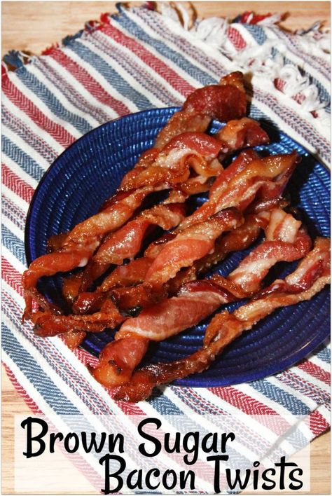 Brown Sugar Bacon Twists and a HP Holiday Brunch Party! Bacon Twist Recipe, Holiday Brunch Party, Bacon Twists, Brown Sugar Bacon, Breakfast And Brunch, Crockpot Breakfast, Candied Bacon, Holiday Brunch, Tailgate Food