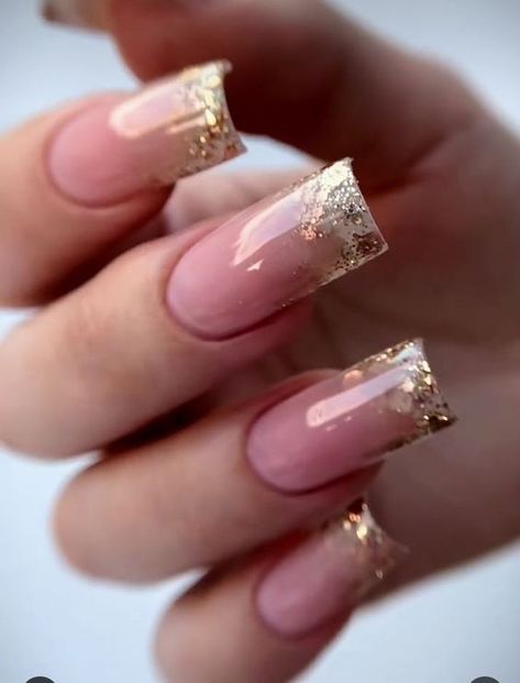 Trending Ombre Wedding Nails for 2024 Brides Glitter Nails Square, Wedding Nails Elegant, Ombre Wedding Nails, Nails Glitter French, Very Short Nails, French Almond Nails, Elegant Wedding Nails, French Almond, Sophisticated Manicure