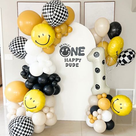 One Happy Dude DIY Balloon Kit l DIY Balloon Kit l DIY Balloon Garland l One Happy Dude Birthday l One Happy  Get ready to decorate your party with the One Happy Dude DIY Balloon Kit! This kit is perfect for creating a stunning balloon garland that will impress your guests. Easy and Fast Installation: The One Happy Dude DIY Balloon Garland is incredibly easy to set up. Simply follow the instructions and you'll have a beautiful balloon garland in no time! Durable: Made with high-quality materials, this balloon garland will last through even the longest parties. The One Happy Dude kit includes everything you need for a festive birthday celebration! This kit comes with balloons in various colors and sizes, as well as all of the necessary accessories for creating a beautiful birthday display. One Happy Dude Balloon Backdrop, One Happy Dude Birthday Party, Smiley Birthday, Dude Birthday Party, One Happy Dude Birthday, Diy Ballon, Dude Birthday, Baby First Birthday Themes, One Happy Dude