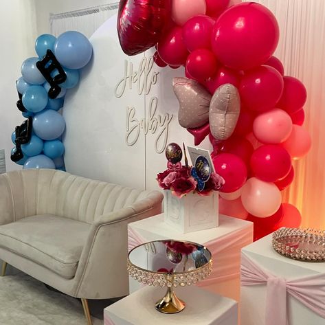 Gender Reveal & Baby Shower * * * * * * * #babyshower #pinkpinkpink #ballons #balloongarland #brooklyneventplanner #balloon #gender #genderreveal Baby Shower Gender Reveal, Balloon Garland, Event Planner, Gender Reveal, Balloons, Baby Shower, Shower, Pink