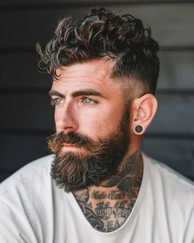 Beard Style For Men, Professional Beard Styles, Black Beard Styles, Men With Short Hair, Faded Beard, Mens Beard Styles Short, Modern Beard Styles, Medium Beard Styles, Mens Messy Hairstyles