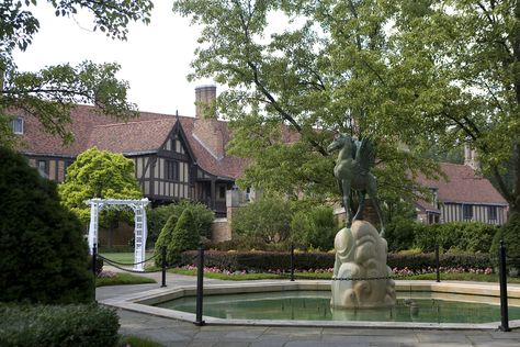 Top 10 Restaurants In Rochester Hills, Michigan Pegasus Sculpture, Rochester Hills Michigan, Rochester Michigan, Oakland University, Houses In America, Top 10 Restaurants, Royal Park, Old Mansions, Historic Mansion