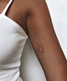 Muster Tattoos, Discreet Tattoos, Sun Tattoo, Dainty Tattoos, Subtle Tattoos, Dope Tattoos, Little Tattoos, Simplistic Tattoos, Minimal Tattoo