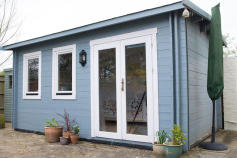 Converting A Shed To Living Space, Backyard Bedroom Shed, 10x12 Shed Interior, Shed Turned Into Office, Shed Transformation Ideas, Convert Shed To Office, Shed Bedroom Ideas Backyards, Extra Rooms In House Ideas, Cute Sheds Ideas Backyards