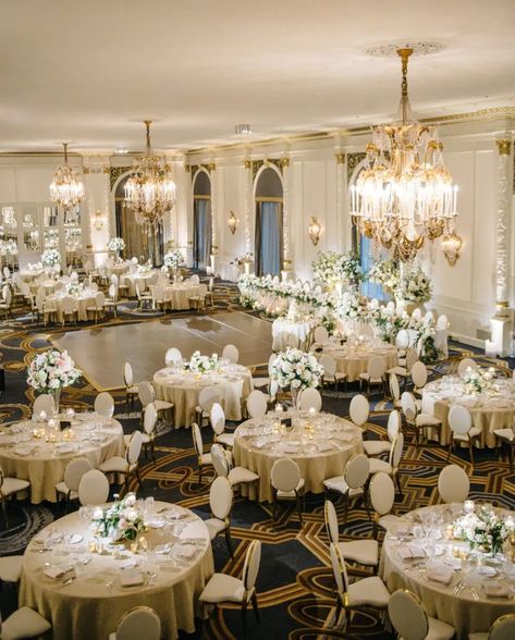 Reception Banquet Hall Decor, Wedding Venue Set Up Receptions, Ballroom Wedding Reception Layout, French Ballroom Wedding, Elegant Wedding Reception Tables, Ceremony Set Up Indoor, Chicken Alfredo Wedding Reception, Banquet Hall Wedding Reception, Wedding Area Indoor