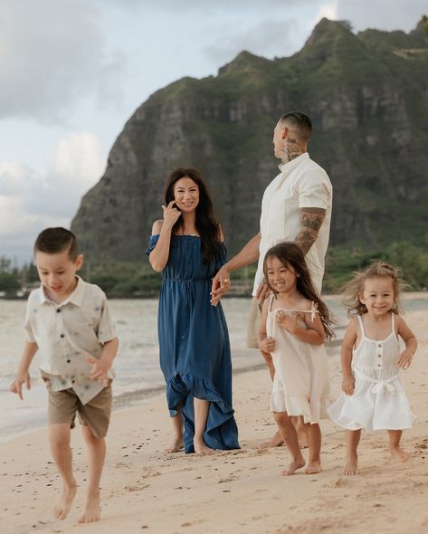 Every family session I have becomes my favorite I swear!! Such a fun, energetic morning at one of my fav spots 🤩🥰 Matching Beach Outfits, Beach Outfits, Family Session, Beach Outfit, My Favorite