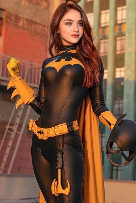 Female Superhero Cosplay, Batgirl Pictures, Batwoman Cosplay, Batgirl Cosplay, Batgirl Costume, Superhero Cosplay, Dc Cosplay, Girls With Red Hair, Batwoman