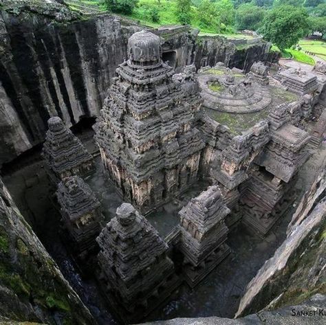 Kailasa Temple Ellora, Kailasa Temple, Rock Temple, Buddhist Shrine, Temple Architecture, Ancient India, Hindu Temple, Ancient Architecture, Incredible India