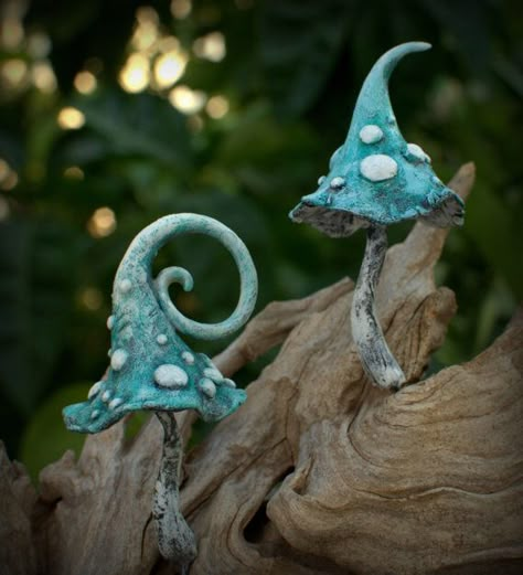 Petradi's shop on Etsy https://www.etsy.com/shop/Petradi Clay Mushrooms, Arreglos Ikebana, Polymer Clay Kunst, Hantverk Diy, Mushroom Pictures, Mushroom Crafts, Mushroom Fungi, Rustic Blue, Wild Mushrooms