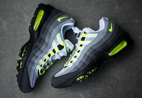 Expect The Nike Air Max 95 OG "Neon" In Mens Sizes, Too - SneakerNews.com Air Max 95 Neon, Neon Sneakers, Air Max Shoes, Nike Shoes Cheap, Nike Free Shoes, Nike Shoes Outlet, Nike Shox, Cheap Nikes, Nike Air Max 95