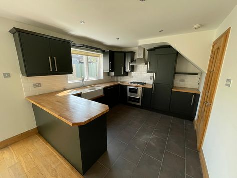 Do you want to change your kitchen? Have you bought a house and the kitchen is very old and damaged? What should I do? spray or buy new kitchen? https://www.mywonderkitchen.com/kitchen-respray-cost-ireland #kitchen_respray_cost #spray_paint_kitchen_cabinet_doors_and_drawers #spray_kitchen #kitchen_respray #spray_paint_my_kitchen_cabinet #kitchen_cupboard_respray #kitchen_spray_paint #door_respray #spray_painting_doors #kitchen #cabinet_update #painting_kitchen_units Colours For Kitchen Cabinets, Colours For Kitchen, Kitchen Respray, Cabinet Update, Painting Doors, Paint Door, Kitchen Cost, Doors Kitchen, Gloss Kitchen