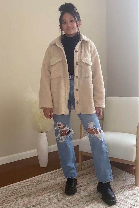 Shacket With Turtleneck, Straight Leg Jeans Doc Martens, Straight Leg Jeans With Doc Martens, Shacket And Doc Martens Outfit, Combat Boots Straight Jeans, Chunky Doc Martens Outfit, Sherpa Shacket Outfit, Chunky Combat Boots Outfit, Doc Martens Outfit Jeans