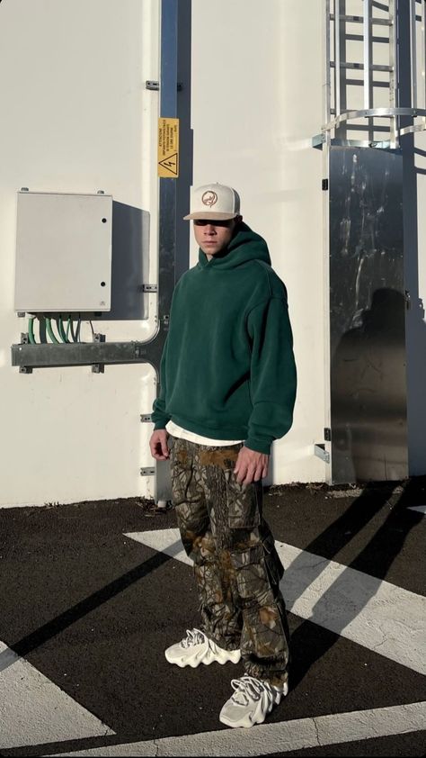 Yeezy 450 Outfit Men, Yeezy 450 Outfit, Realtree Outfit, Camo Pants Outfit Men, Yeezy 450, Kanye West Outfits, Camo Pants Outfit, Sweater Outfits Men, Yeezy Fashion