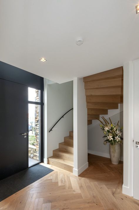 Staircase In Living Room, Hampshire House, Buy My House, Stairs In Living Room, Stairs Design Modern, Stone Facade, Luxe Design, House Extension Design, Home Stairs Design