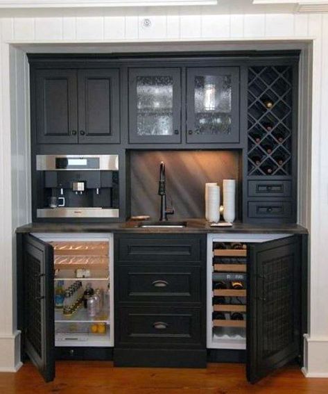 Top 70 Best Home Wet Bar Ideas - Cool Entertaining Space Designs Small Wet Bar, Wet Bar Designs, Small Bars For Home, Basement Kitchenette, Home Wet Bar, Bar In Casa, Home Bar Rooms, Modern Home Bar, Home Remodeling Contractors