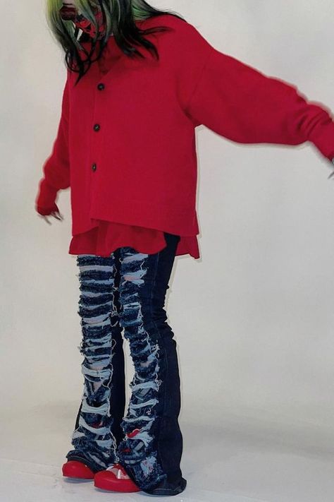 Billie Eilish Outfits, Shredded Jeans, The Early 2000s, Popsugar Fashion, Future Outfit, Red Cardigan, Red Sneakers, How To Make Clothes, True Religion Jeans