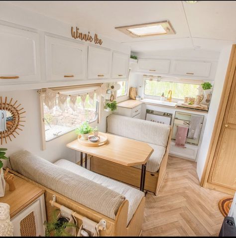 Caravan Workspace, Open Plan Caravan, Coastal Caravan Interior, Viscount Caravan Renovation Ideas, Caravan Styling Ideas, Viscount Caravan Renovation, Converted Caravan, Small Caravan Renovation, Old Caravan Makeover