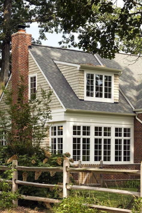 Catonsville Cape Cod Addition | Owings Brothers Contracting Cape Cod Addition, Cape Cod Exterior, Cape Cod House Exterior, Sunroom Windows, Cape Style Homes, Cape Cod Cottage, Cape Cod Style House, Bay Windows, Cape House