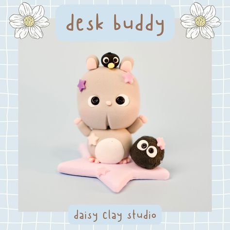 Can you guess which Studio Ghibli film this is? #studioghibli#spiritedaway#soots#littlemouse #handmade#clayart#clayartists#handmadeclay#handmadecrafts#handmadecraftsforsale#cute#kawai#cutegifts#airdryclay#foamclay Desk Buddy, Mini Desk, Clay Studio, Little Mouse, Unique Nature, Animal Figurines, Dry Clay, Air Dry Clay, Handmade Products