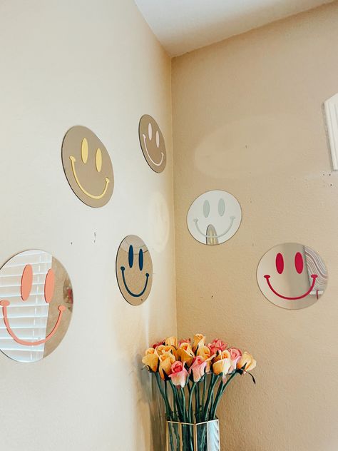 Smiley Face Room Aesthetic, Smiley Face Bedroom Aesthetic, Smiley Face Mirrors, Smiley Face Bathroom Ideas, Smiley Face Mirror, Smiley Room Decor, Smiley Face Wall Art, Smiley Face Things, Smiley Face Nursery