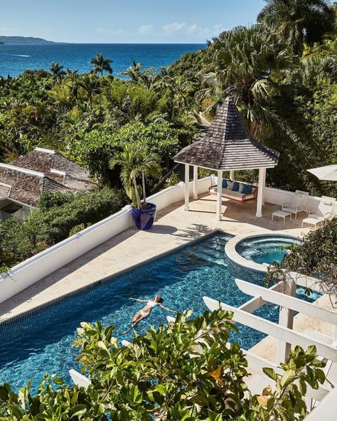 The 8 Best Luxury Boutique Hotels in Jamaica - Urban Journey Hotels In Jamaica, Jamaica Inn, Jamaica Hotels, Tropical Greenery, Most Luxurious Hotels, Ocho Rios, Negril, The Blue Mountains, Luxury Boutique Hotel