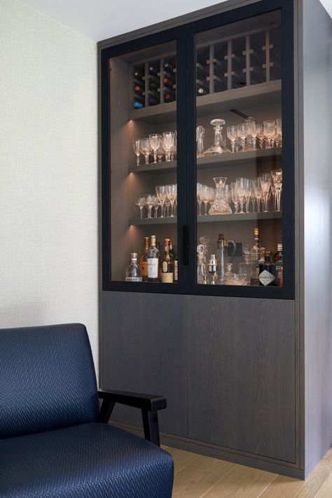 Bespoke Bar Joinery / Maidenhead - Contemporary home - InteriorDesigners.net Drinks Cabinet Ideas Home Bars, Bar Unit In Living Room, Skill List, Living Room Bar Ideas, Built In Bar Cabinet, 1980s House, Coin Bar, Home Bar Areas, Home Bar Cabinet