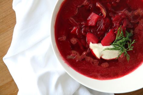 Vegan Borscht | Active Vegetarian Vegan Borscht, Russian Borscht, New Vegetarian, Borscht Recipe, Borscht Soup, Sour Cream Recipes, Superfood Salad, Winter Soups, Vegan Soups