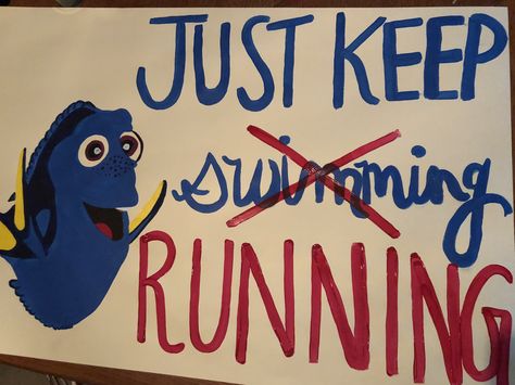 My sister was in a 3mi marathon :) some words of encouragement! Motto Run Signs Marine, Funny Xc Posters, Marathon Encouragement Signs, Xc Poster Ideas Funny, Marathon Posters Ideas Motivation, Dance Marathon Themes, Half Marathon Signs Funny, Marathon Signs Motivational, Marathon Posters Ideas Funny