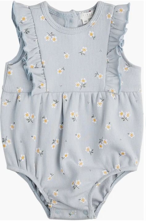 Blue Baby Clothes, Mini Daisies, Nature Baby, Awesome Tattoos, Baby Memories, Bubble Romper, Baby Life, Daisy Print, Beauty Ideas