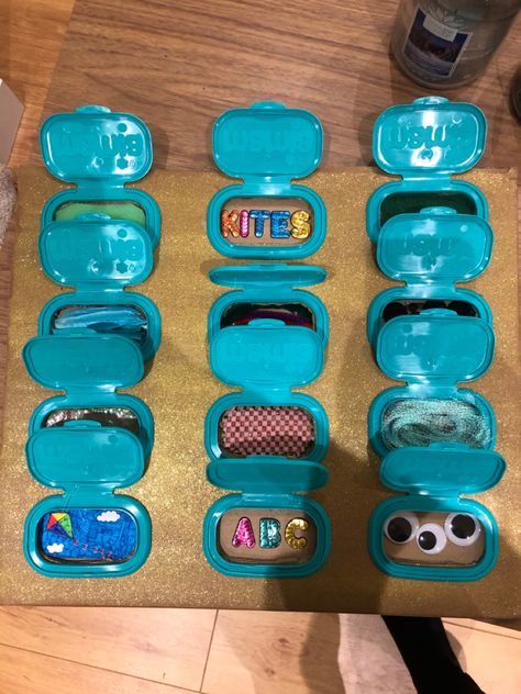 Recycle Preschool, Wipes Holder, Sensory Bags, Daycare Room, Baby Play Activities, Sensory Board, Baby Wipe, Baby Learning Activities, Kid Projects