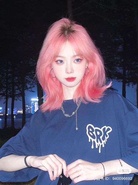 Cherry Blossom Pink Hair, Pink Hair Reference, Cherry Pink Hair, Korean Hairstyle Long, Exotic Hair Color, Hot Pink Hair, Korean Hair Color, Short Hair Tomboy, Girls With Black Hair