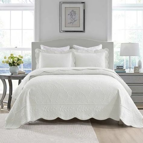 MarCielo 3-Piece Elegantly Embroidered 100% Cotton Oversized Quilt Bedspread Set TX - On Sale - Bed Bath & Beyond - 39105705 Farmhouse Bedding Sets, White Bedspreads, Oversized Quilt, Guest Bedroom Makeover, Cotton Quilt Set, White King, Farmhouse Bedding, Coverlet Bedding, Lightweight Quilt