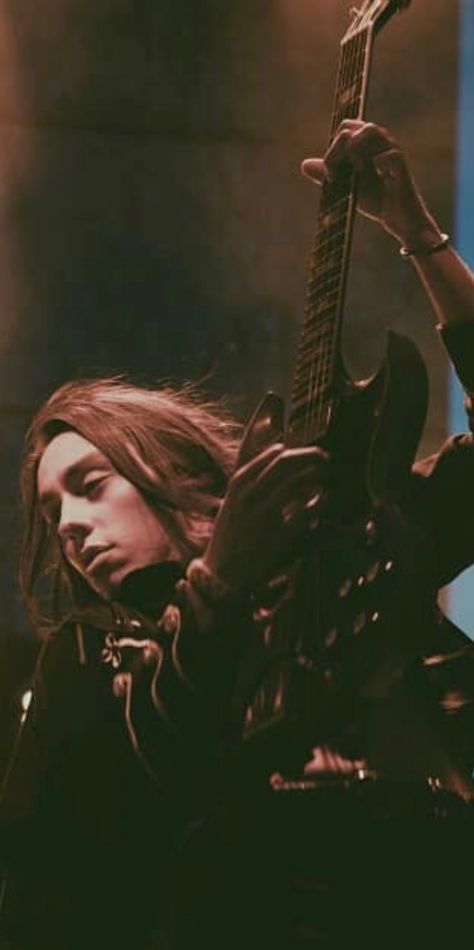 Jake Kiszka, Professional Photo, Black Jacket, Jon Snow, Rock N Roll, Rock And Roll, Musician, Witch, Guitar