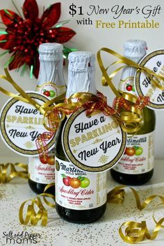 Posted by Devin  I LOVE giving little gifts to friends and family and co-workers this time of year, but... Happy New Year Gift, Christmas Neighbor, Marketing Gift, Neighbor Christmas Gifts, Sparkling Cider, Neighbor Gifts, Client Gifts, Realtor Gifts, Gift Tags Printable