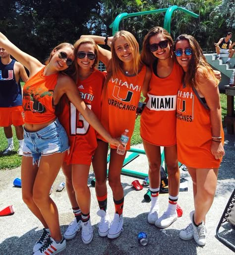 University of Miami Hurricanes Game Day College Tailgate Outfit, Tailgate Clothes, Tailgate Outfits, Tailgate Tent, College Tailgating, College Outfits Spring, Miami Football, College Outfits Summer, College Football Games