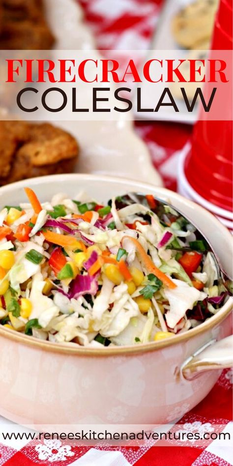 Super Bowl Side Dishes, Veggie Medley, Best Superbowl Food, Spicy Coleslaw, Crunchy Vegetables, Mayo Dressing, Coleslaw Recipe Easy, Fresh Salad Recipes, Slaw Recipes