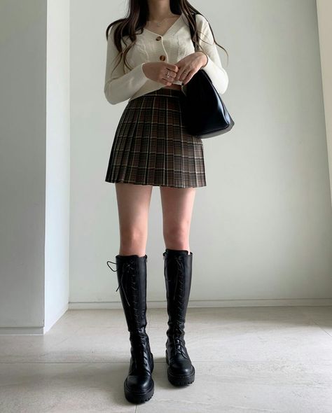 Under The Knee Boots, Knee Boots Outfit, Girl Closet, Boots Outfit, Skater Skirt, Over Knee Boot, Knee Boots, The Knee, Boots