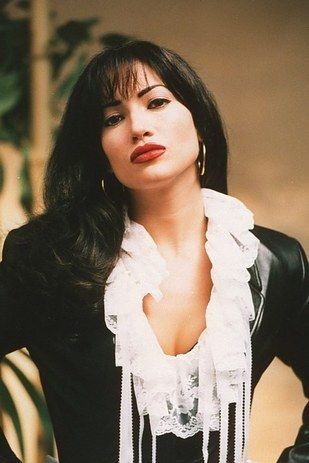 Several Latino advocacy groups protested Lopez’s casting in the role of Selena, feeling a New Yorker with Puerto Rican heritage was not fit to play a Mexican-American from Texas. | 22 Facts You Didn't Know About The Movie "Selena" Jennifer Lopez Selena, Selena Quintanilla Fashion, Selena Selena, Rodrigo Santoro, Selena Q, Tejano Music, Carmen Miranda, Selena Quintanilla Perez, Mexican Women