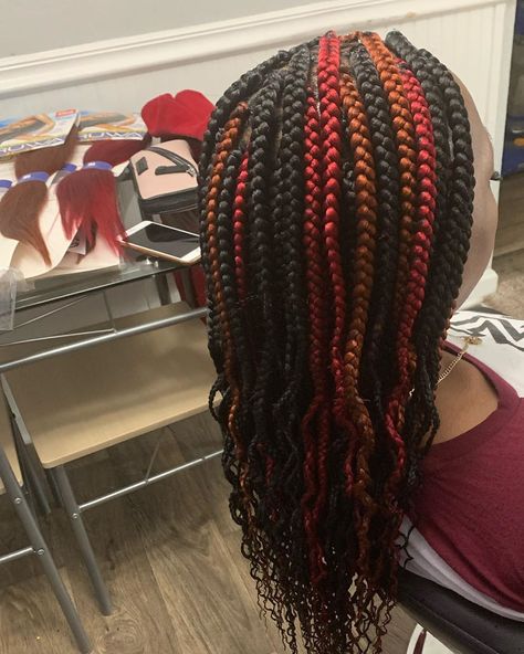 🤑 Renee Reames 🤑 on Instagram: “Box braids ❤️ crimped ends 💪🏾 . . . #triangleboxbraids #trianglebraids #triangleparts #boxbraids #boxbraidstyles #boxbraid #braids #braid…” Crimped Box Braids, Ugly Braids, Box Braids, Women's Style, Natural Hair, Being Ugly, Natural Hair Styles, Dreadlocks, Braids