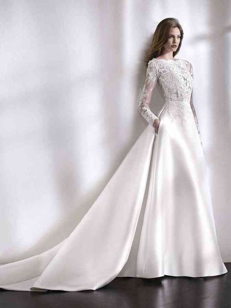 Beach Formal Wedding, Formal Wedding Dresses, Elegant Long Sleeve Wedding Dresses, Beach Formal, San Patrick, Satin Bridal Gowns, Stylish Wedding Dresses, Wedding Dresses Satin, Sleeve Wedding Dress